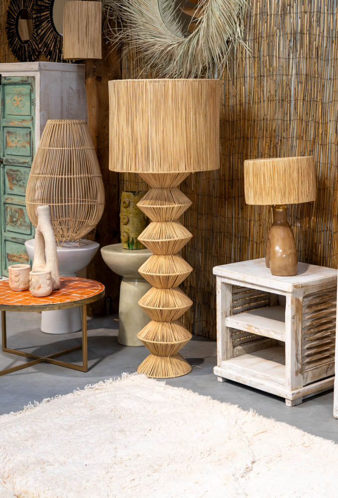 Staande Hoogelamp van Raffia met Aparte Designvoet – Bohemian Ibiza Stijl