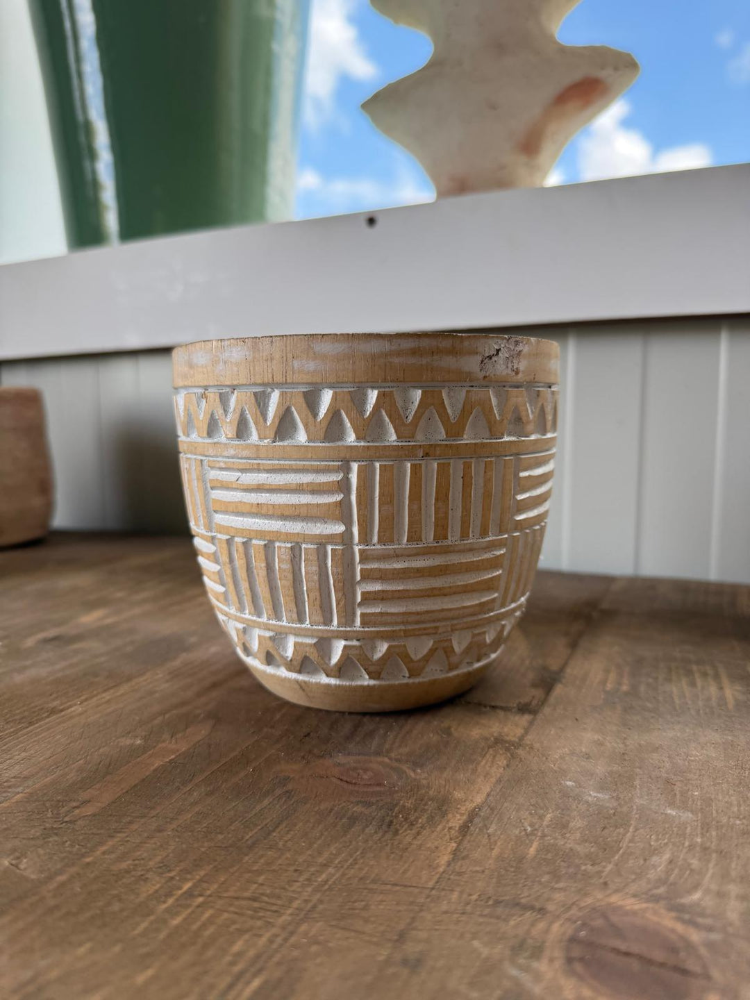 Kaarsen in houten pot bruin & whitewash