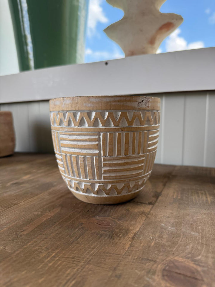 Kaarsen in houten pot bruin & whitewash