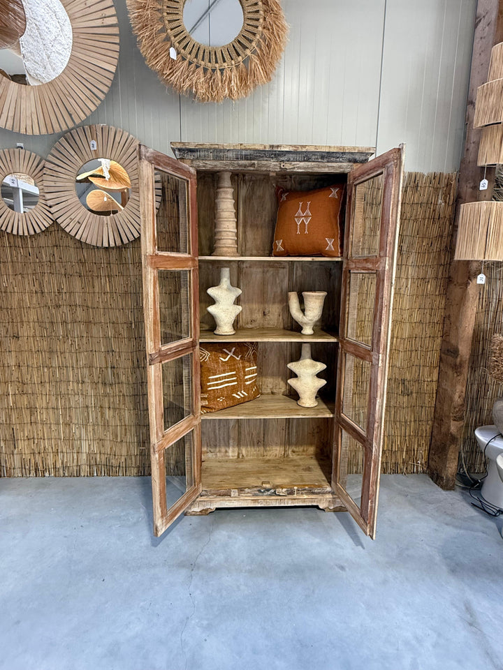 Hoge vitrine kast 200x90x40 cm
